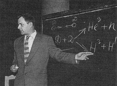 Л. А. Арцимович на семинаре в Институте атомной энергии. 1958 г.
