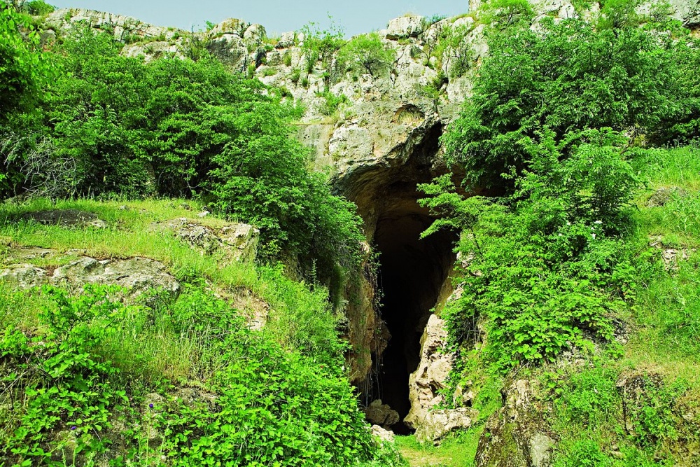 azıx mağarası