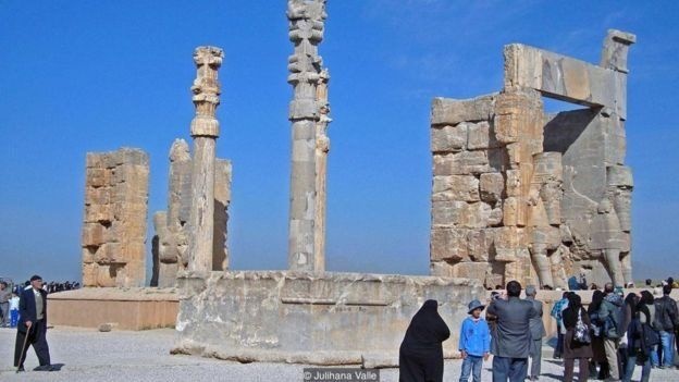 Millətlər qapısı - Persepolis İranın fars kimliyini təcəss&uuml;m etdirir