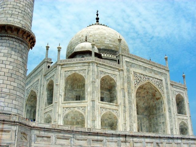 Taj Mahal (Agra city) islamic monument